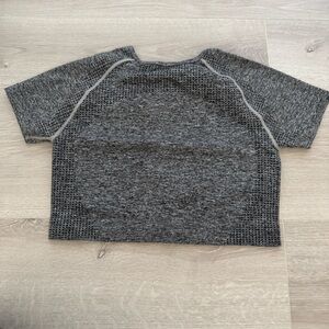 small cropped workout top